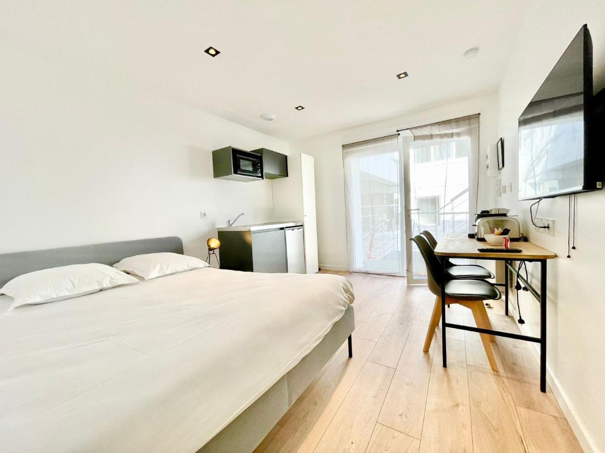 Residence Duguay - Centre Ville - Porte B - Appartements Tout Confort - Neuf - Nouveau 洛里昂 外观 照片