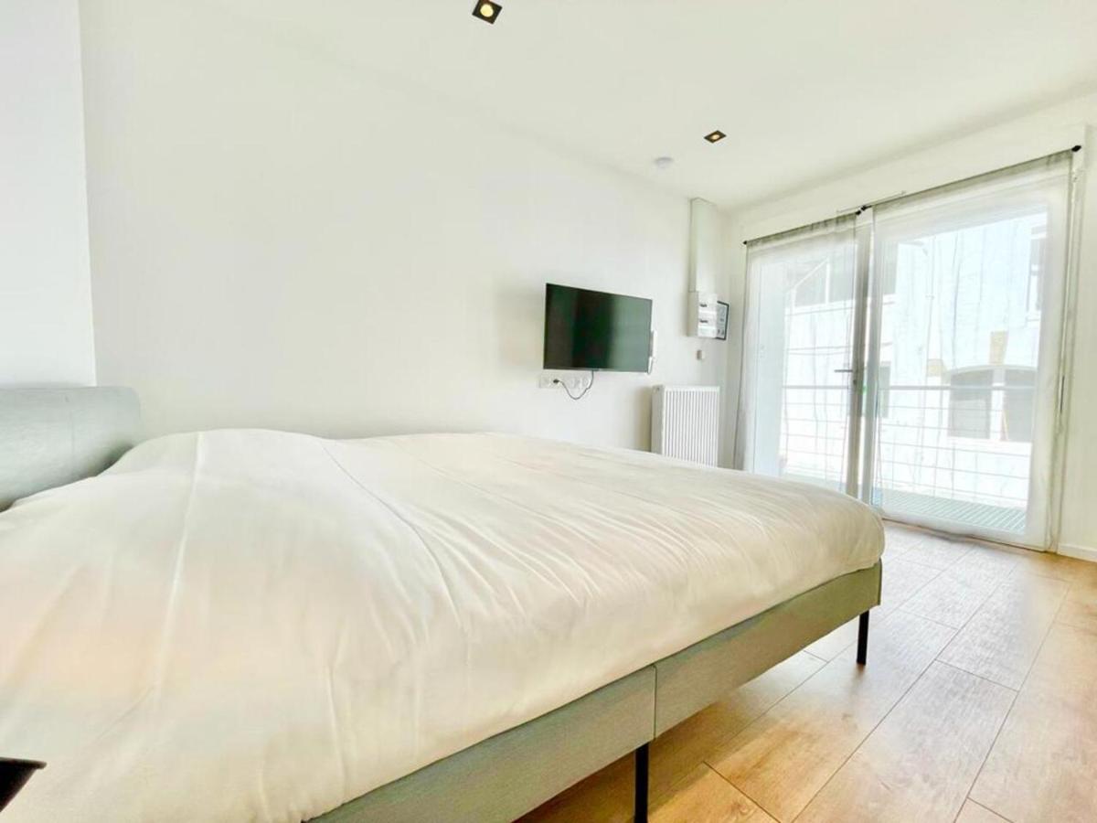 Residence Duguay - Centre Ville - Porte B - Appartements Tout Confort - Neuf - Nouveau 洛里昂 外观 照片
