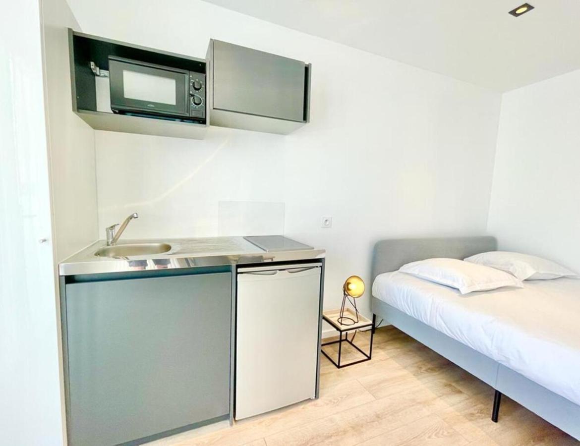 Residence Duguay - Centre Ville - Porte B - Appartements Tout Confort - Neuf - Nouveau 洛里昂 外观 照片