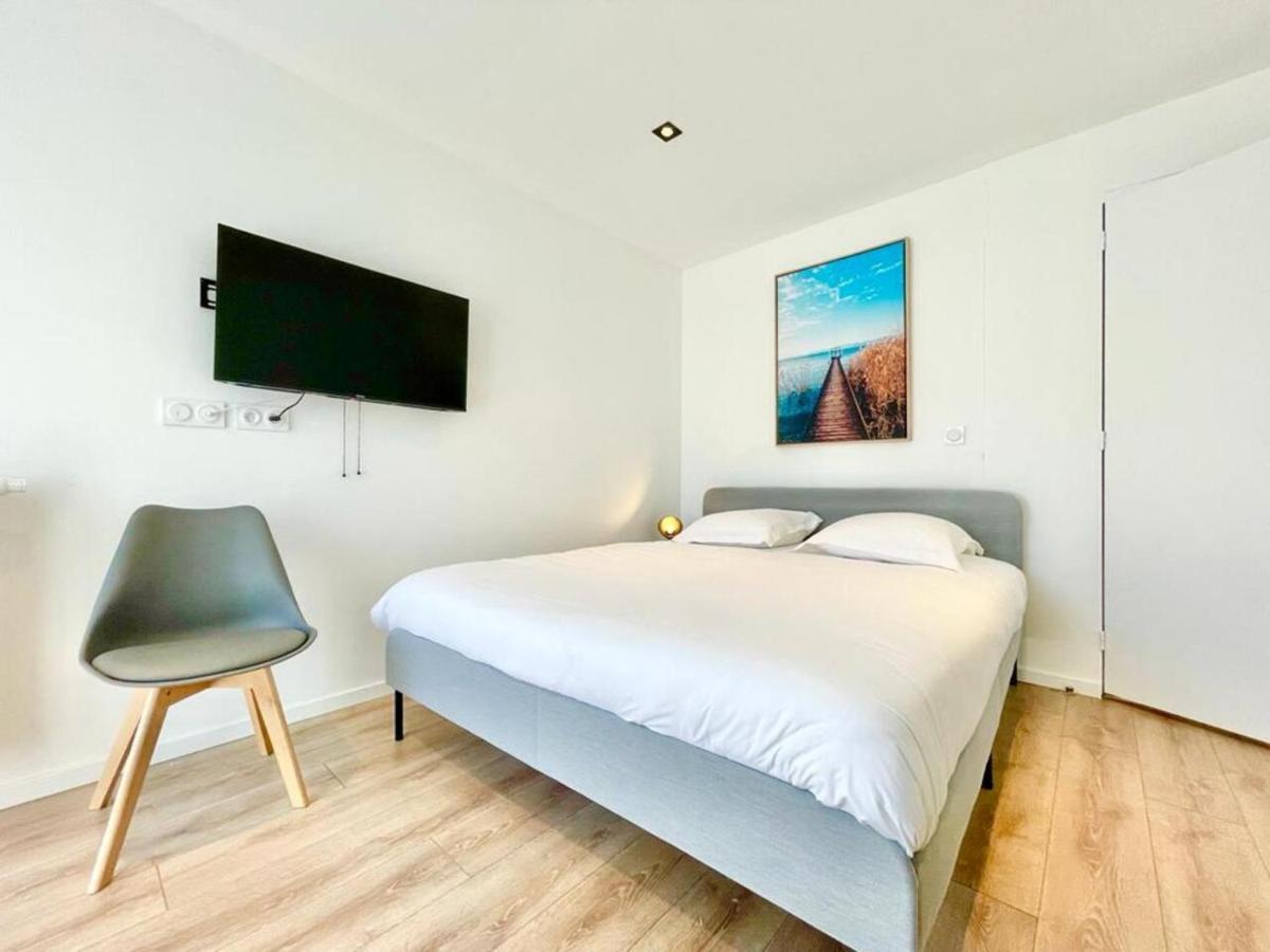 Residence Duguay - Centre Ville - Porte B - Appartements Tout Confort - Neuf - Nouveau 洛里昂 外观 照片